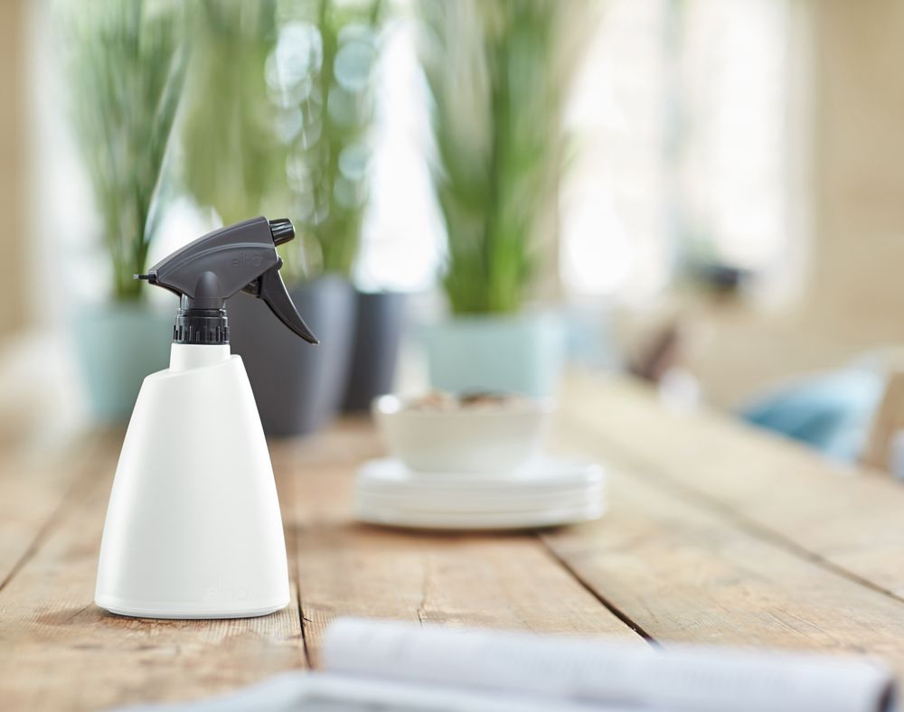 BNDL Brussels Watering Can + Sprayer